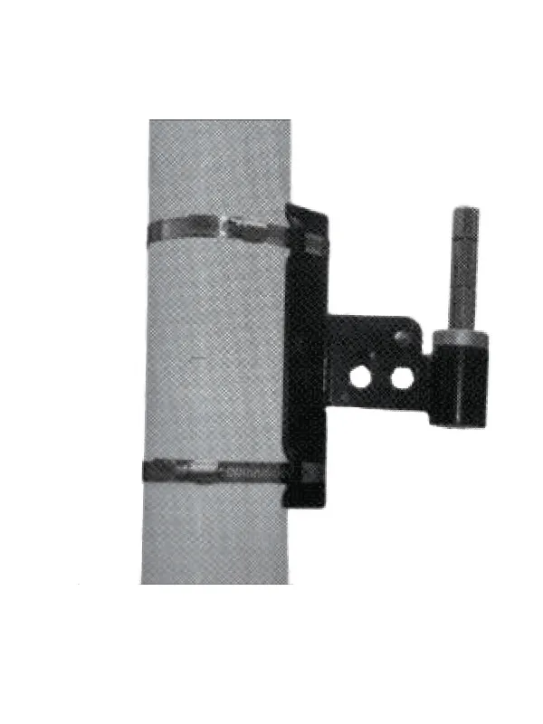 Variable angle flag attachment for pipe and structure mounting